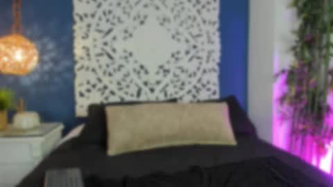   online show from February 13, 4:08 am