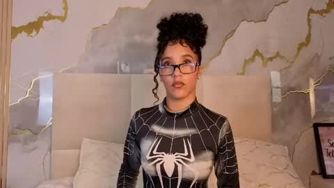 Snapshot of elizabethswift chatting on March 12, 8:26 pm elii online show from March 12, 8:26 pm