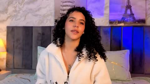 Snapshot of elizabethswift chatting on March 14, 12:10 pm elii online show from March 14, 12:10 pm