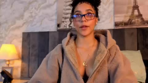 Snapshot of elizabethswift chatting on March 26, 12:11 pm elii online show from March 26, 12:11 pm