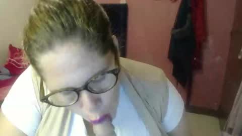 Elizabeth online show from January 30, 10:19 am