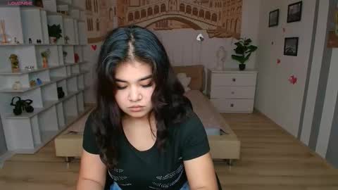 Snapshot of elizabethvamp chatting on March 23, 12:31 pm Elizabeth online show from March 23, 12:31 pm