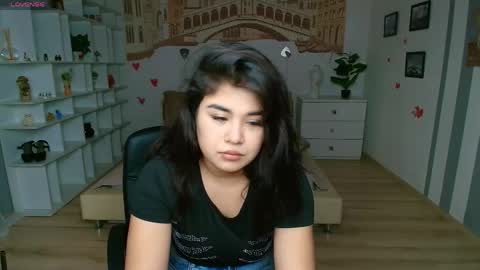 Snapshot of elizabethvamp chatting on March 24, 6:51 am Elizabeth online show from March 24, 6:51 am