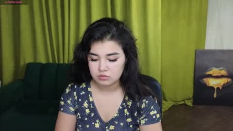 Snapshot of elizabethvamp chatting on March 26, 7:08 pm Elizabeth online show from March 26, 7:08 pm