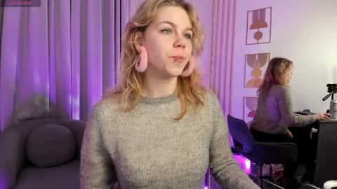 Elizabeth online show from June 2, 5:42 am