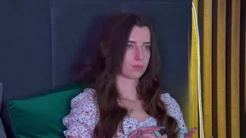 Snapshot of elizabetwilsoon chatting on January 23, 3:37 am Elizabet online show from January 23, 3:37 am