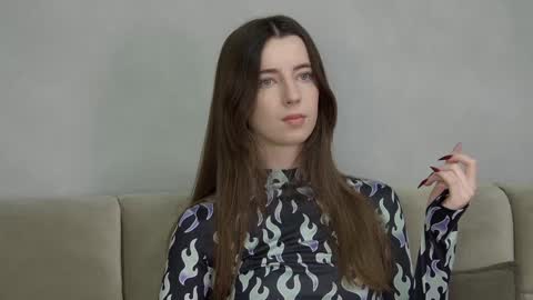 Snapshot of elizabetwilsoon chatting on January 25, 8:42 am Elizabet online show from January 25, 8:42 am