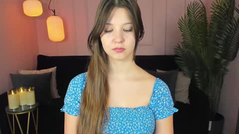 Eliza online show from December 6, 11:44 am