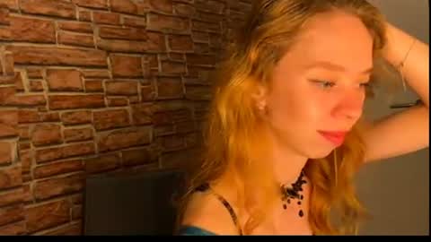 Snapshot of elizastorm chatting on June 8, 7:25 pm Eliza online show from June 8, 7:25 pm