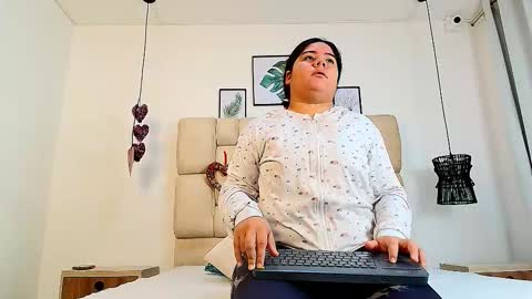 Eliza online show from September 27, 11:48 am