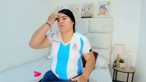 Snapshot of elizawiliamst chatting on March 28, 12:05 pm Eliza online show from March 28, 12:05 pm