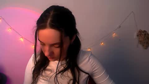 Snapshot of elizsun chatting on February 24, 8:23 am elizsun online show from February 24, 8:23 am