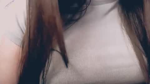 Snapshot of elizsun chatting on April 13, 8:42 am elizsun online show from April 13, 8:42 am