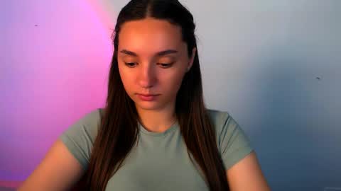 Snapshot of elizsun chatting on June 10, 8:13 am elizsun online show from June 10, 8:13 am