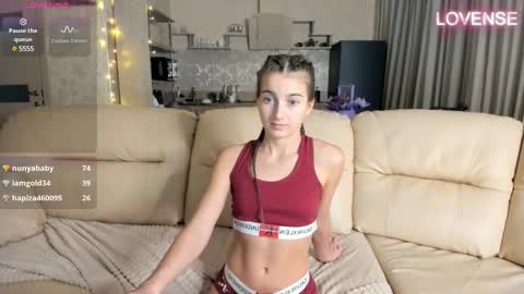 Eliz                               online show from January 24, 5:53 pm