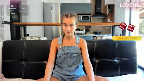 Eliz                               online show from October 6, 9:51 am