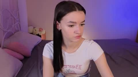 elizzza_ online show from September 16, 5:08 am