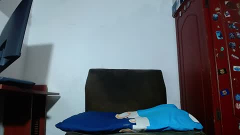 Snapshot of eljeorge_hott chatting on June 14, 12:18 pm JORGE BENITEZ online show from June 14, 12:18 pm