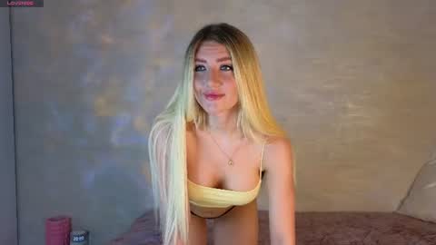 Ella online show from June 27, 2:05 am