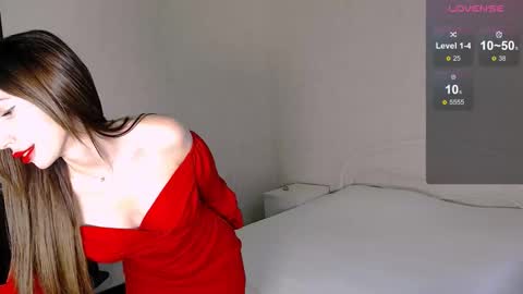 Snapshot of ella_sea chatting on September 30, 7:24 am Ella online show from September 30, 7:24 am