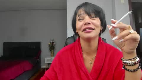 Snapshot of ella_sweety0 chatting on October 10, 9:30 am Ella online show from October 10, 9:30 am