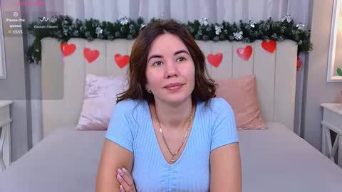 Ella online show from October 17, 4:15 am