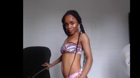 ella online show from September 30, 2:22 pm