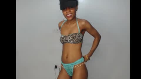 ella online show from October 14, 5:30 am