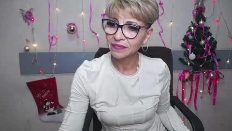 EllaBonito online show from January 6, 9:30 am