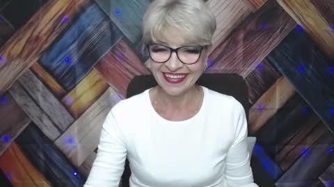 EllaBonito online show from September 12, 5:29 am