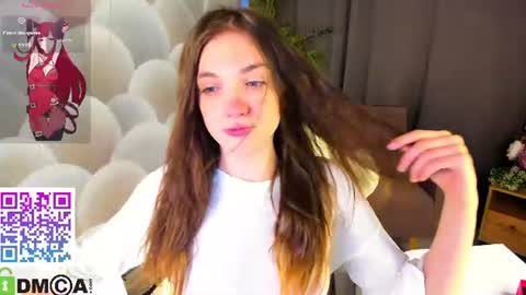 Snapshot of ellafex chatting on July 23, 3:37 am Sweet Ella online show from July 23, 3:37 am
