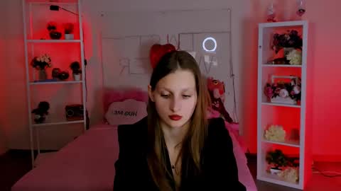 Ella online show from February 27, 2:32 pm
