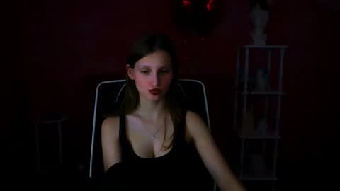 Ella online show from March 9, 1:26 pm