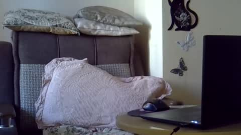 Snapshot of ellajohnsonx chatting on March 22, 9:02 am ellajohnsonx online show from March 22, 9:02 am