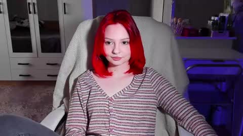ellales online show from April 24, 8:28 am