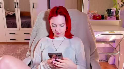 ellales online show from April 26, 2:37 pm