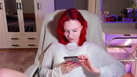ellales online show from May 24, 2:44 pm