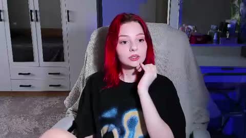 ellales online show from June 12, 8:46 am