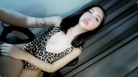 Snapshot of ellaliciousss chatting on March 29, 2:39 pm ella online show from March 29, 2:39 pm