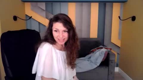 EllaLongs online show from February 20, 12:38 pm