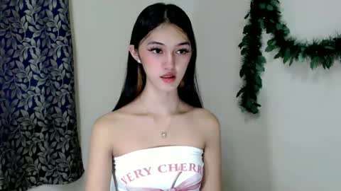 Snapshot of ellamiller69 chatting on September 30, 10:15 pm ELLA online show from September 30, 10:15 pm