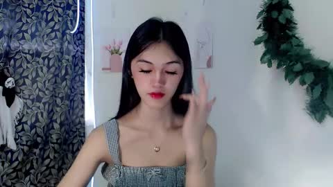 Snapshot of ellamiller69 chatting on November 2, 10:45 pm ELLA online show from November 2, 10:45 pm