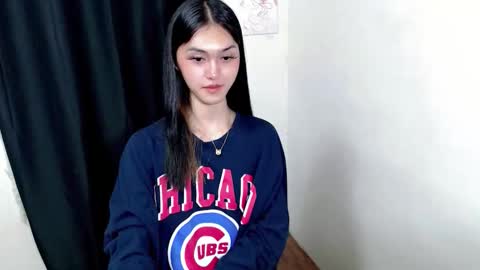 Snapshot of ellamiller69 chatting on December 13, 8:36 pm ELLA online show from December 13, 8:36 pm