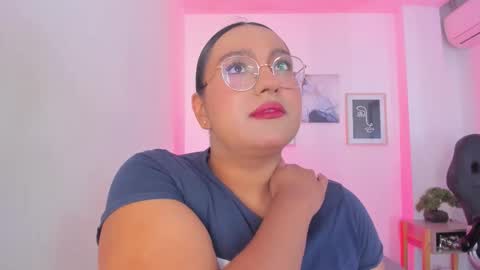 Ella online show from January 6, 11:36 am