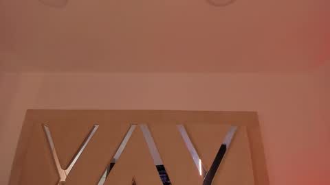 Ella online show from March 27, 11:54 am