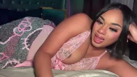 Snapshot of ellaparkerrr chatting on February 28, 11:39 pm ellaparkerrr online show from February 28, 11:39 pm