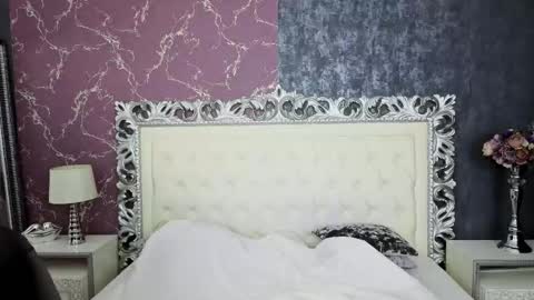 Snapshot of ellaxjane chatting on October 3, 7:33 pm ellaxjane online show from October 3, 7:33 pm