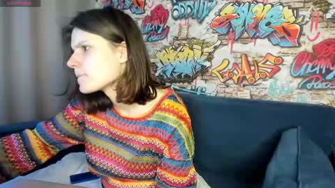 Snapshot of elle__driver chatting on June 5, 6:52 am elle__driver online show from June 5, 6:52 am