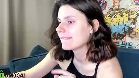 Snapshot of elle__driver chatting on June 11, 2:53 am elle__driver online show from June 11, 2:53 am
