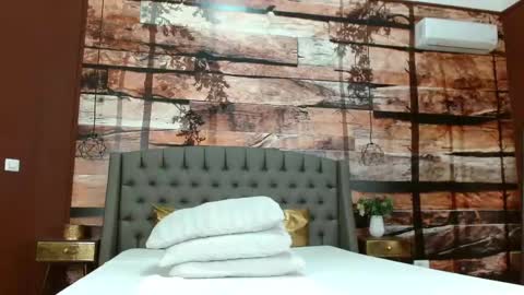 Elle online show from February 25, 6:36 am